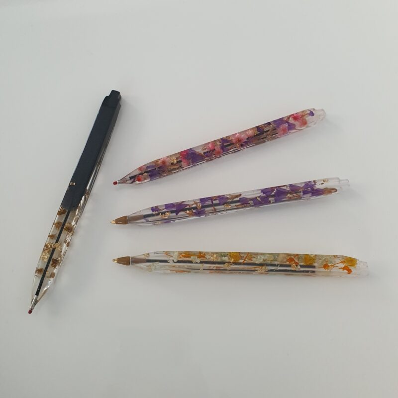 bolígrafos de resina hechos a mano