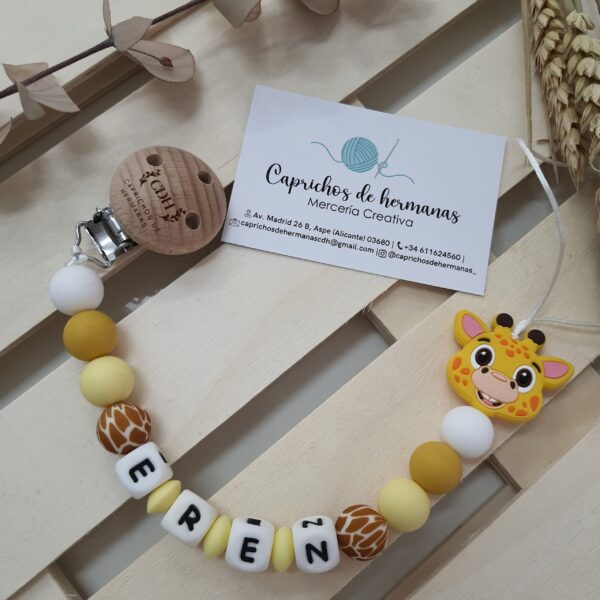 chupetero personalizado 5 caprichos de hermanas